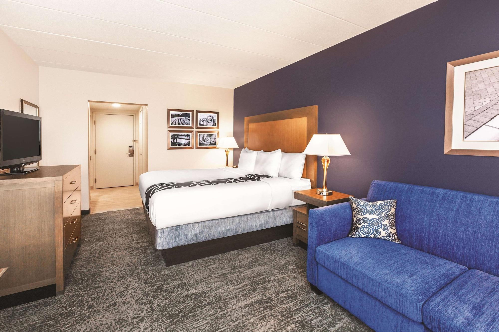מלון אסינגטון La Quinta By Wyndham Philadelphia Airport מראה חיצוני תמונה